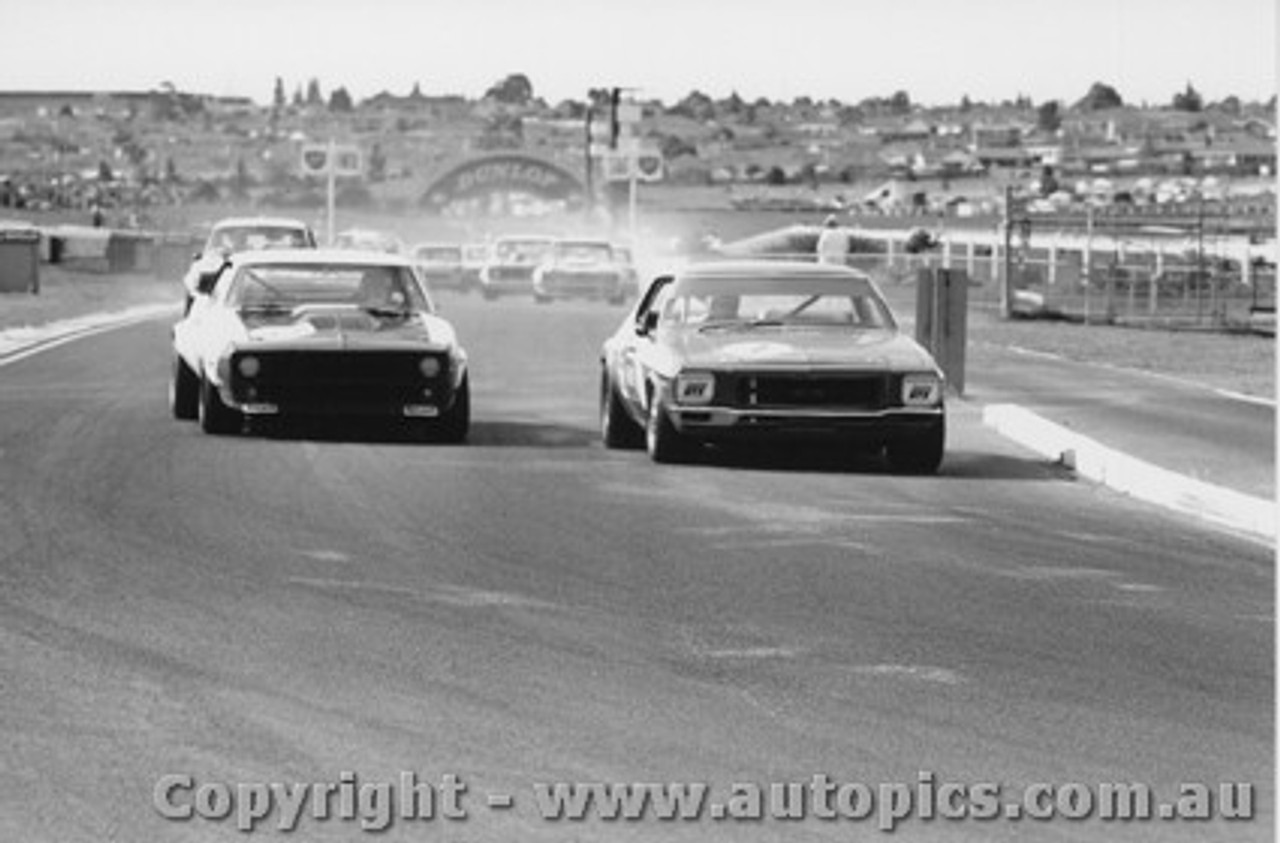 73094 - B.  Jane Monaro / F. Gardner Camaro   - Sandown 1973