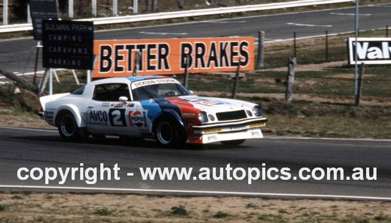 80956 - Ron Dickson / Bob Stevens,  Chev Camaro - 18th Outright - Bathurst 1980 - Photographer Ian Reynolds