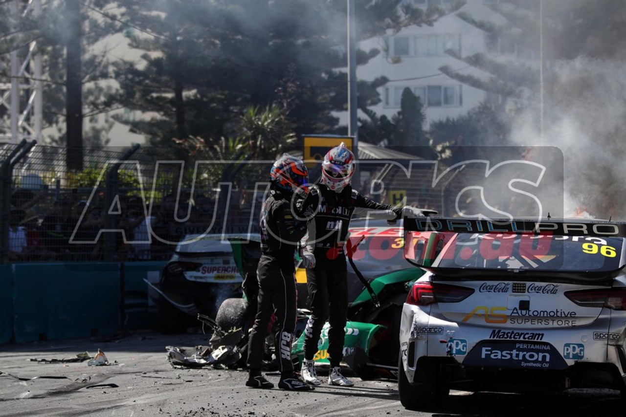 2022510 - Thomas Randle & Macauley Jones - Ford Mustang GT & Holden Commodore ZB - Gold Coast 500,  The Crash, 2022