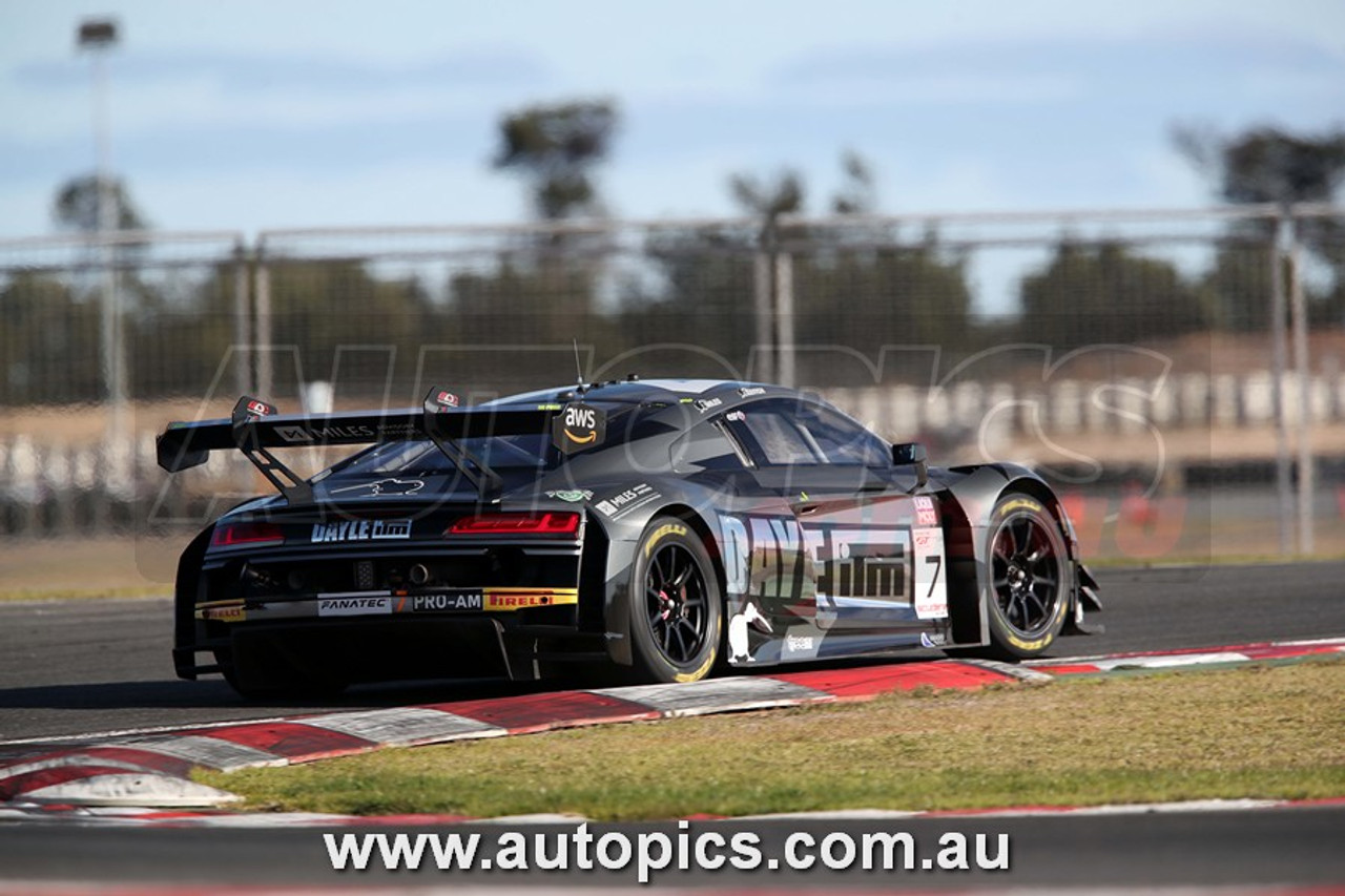 24TB06JS1017 -  B. Leitch & T. Miles  -  Fanatec GT World Challenge, 2024,  Audi R8 LMS Evo II - Photographer James Smith