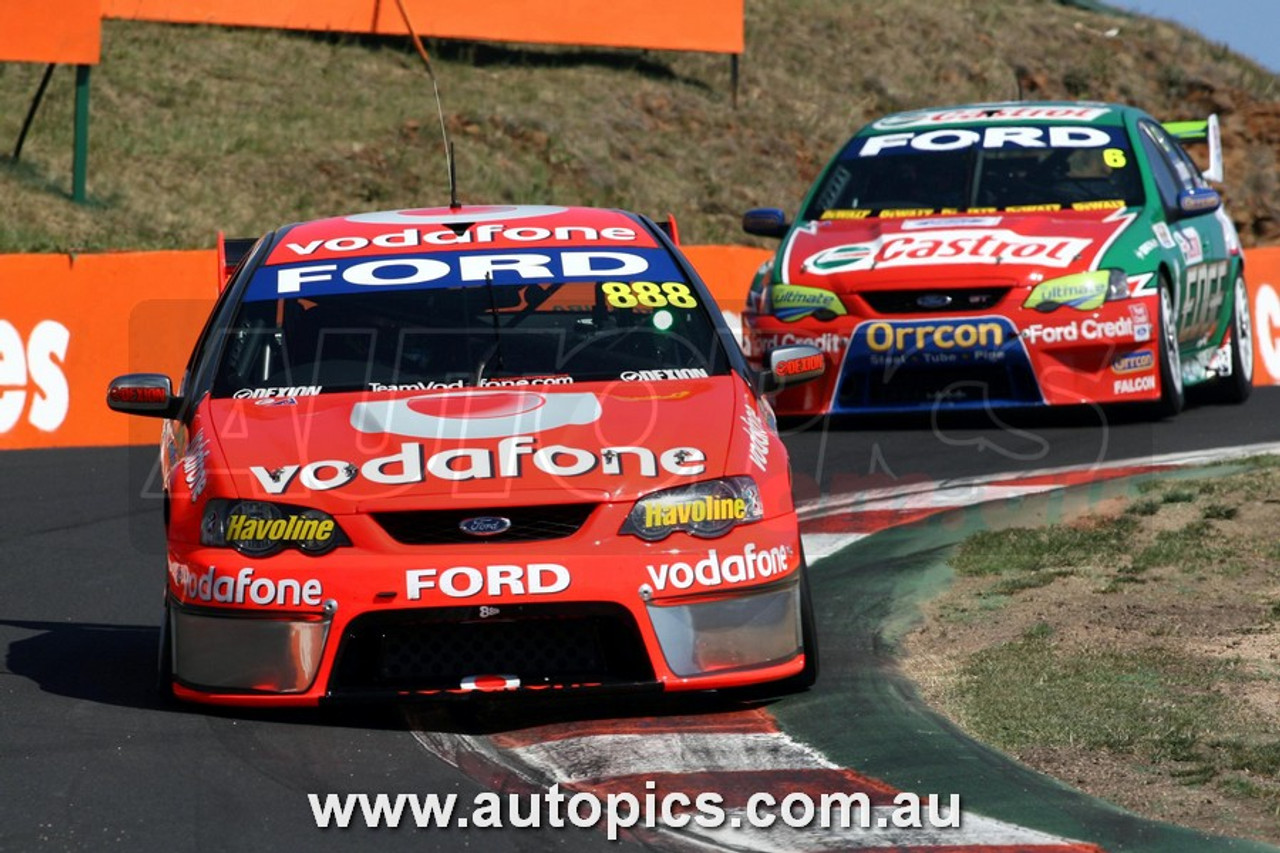 07BA10MC7013 - Craig Lowndes & Jamie Whincup - Supercheap Auto Bathurst 1000, 2007, Mount Panorama 2007, Ford Falcon BF - Photographer - Marshall Cass