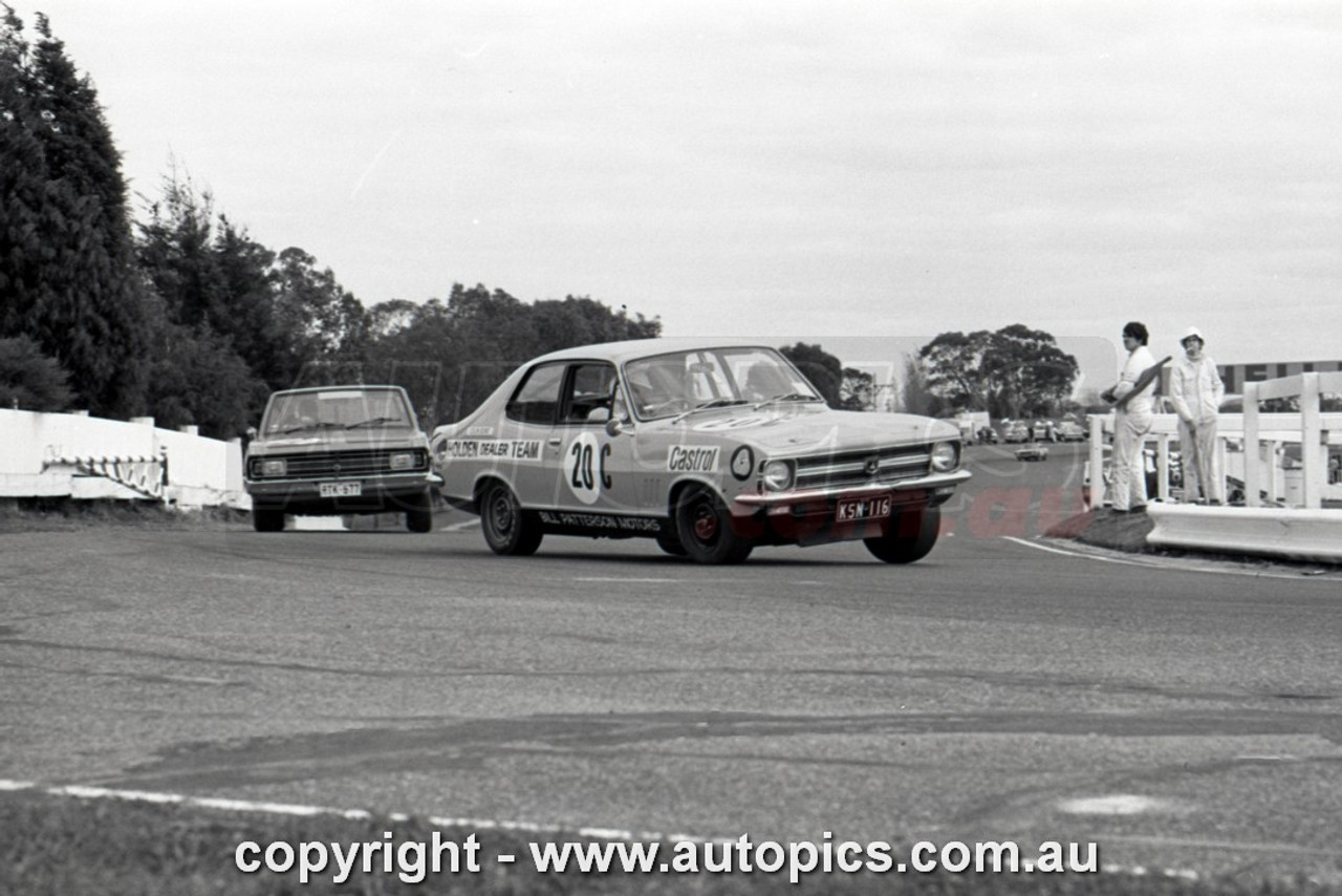 70SA09PD7002 - Colin Bond, Sandown Three Hour 250, Sandown, 13th September, 1970, Holden LC Torana GTR XU-1 - Photographer Peter D'Abbs