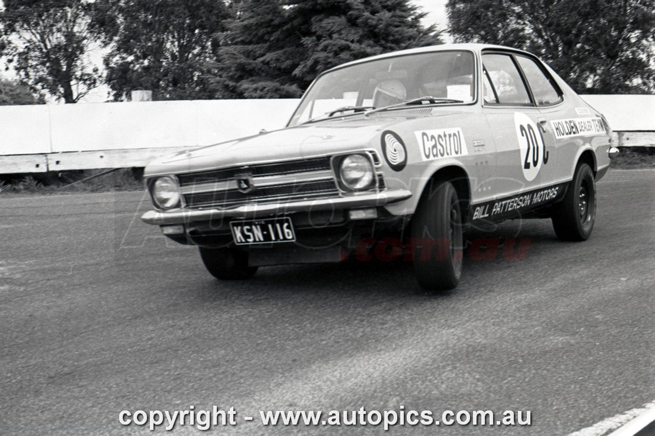 70SA09PD7003 - Colin Bond, Sandown Three Hour 250, Sandown, 13th September, 1970, Holden LC Torana GTR XU-1 - Photographer Peter D'Abbs