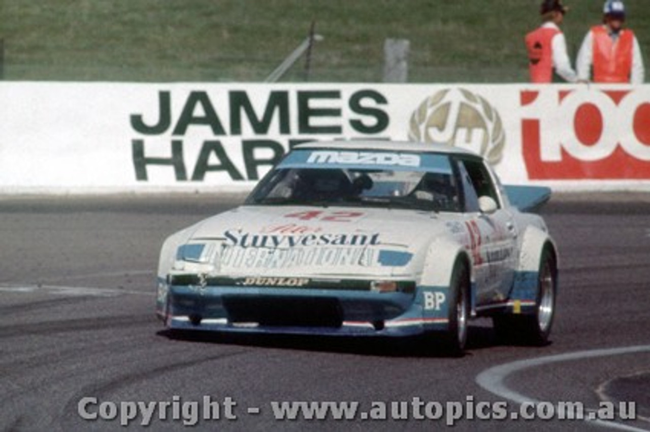 84748  - Hansford / Moffat  -  Bathurst 1984 - Mazda RX7