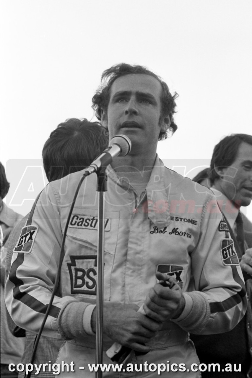 74SA09PD7021 - John Leffler & Bob Morris, Sandown Three Hour 250, Sandown, 8th September, 1974, Holden Torana LJ GTR XU-1 - Photographer Peter D'Abbs