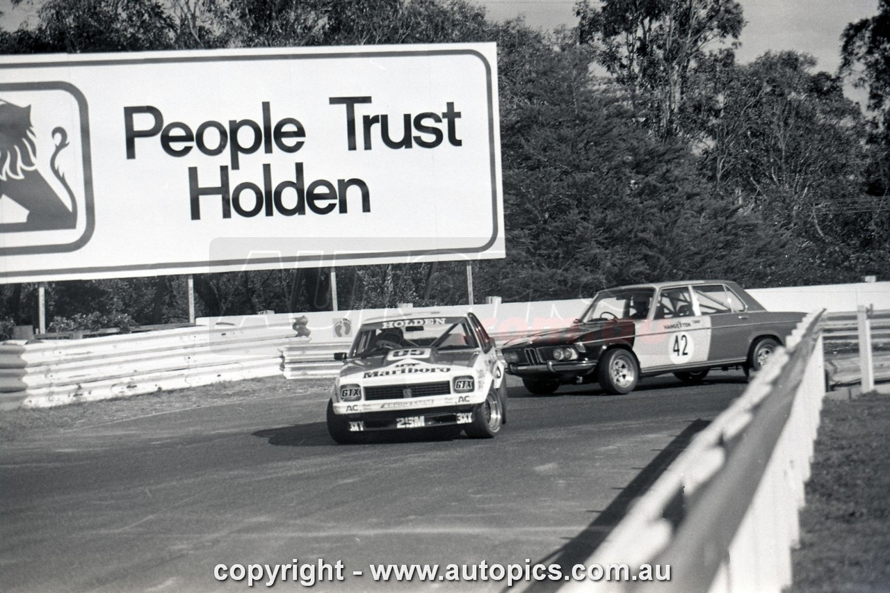 79SA09PD7005 - Peter Brock, Hang Ten 400, Sandown International Motor Raceway, 9th September, 1979, Holden LX Torana SS A9X Hatchback - Photographer Peter D'Abbs