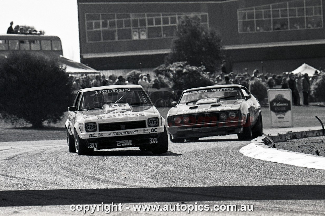79SA09PD7007 - Peter Brock, Hang Ten 400, Sandown International Motor Raceway, 9th September, 1979, Holden LX Torana SS A9X Hatchback - Photographer Peter D'Abbs