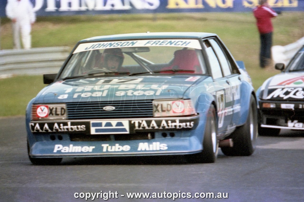 81SA09PD7028 - Dick Johnson, Hang Ten 400, Sandown International Motor Raceway, 13th September, 1981, Ford XD Falcon - Photographer Peter D'Abbs