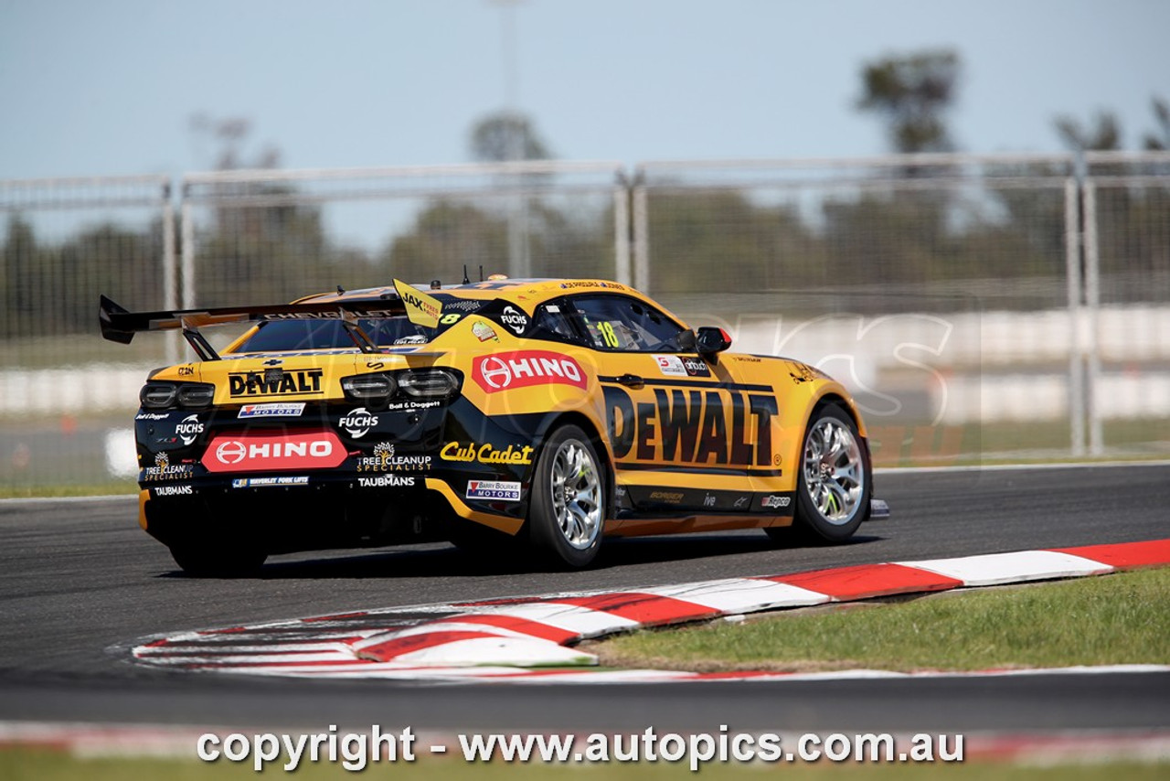 25TB09JS7058 - Anton De Pasquale & Harri Jones, Airtouch 500 At The Bend, The Bend Motorsport Park - International, 14th of September, 2025, Chevrolet Camaro ZL1 - Photographer James Smith