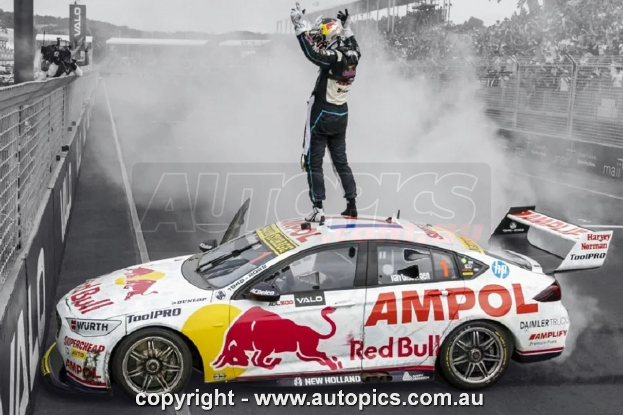22AD12JS7014 - Shane van Gisbergen,  VALO Adelaide 500, ADELAIDE PARKLANDS CIRCUIT, 1st - 4th of December, 2022, Holden Commodore ZB - Photographer James Smith