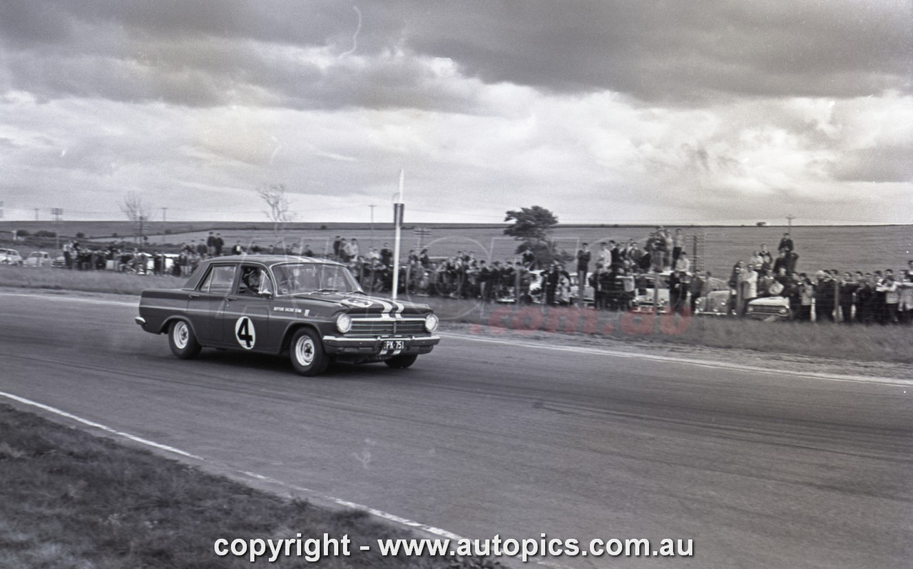 64CA08PD7000 - Norm Beechey, Holden EH S4, The Neptune Racing Team, Calder Park Raceway, 1964 - Photographer Peter D'Abbs 64CA08PD7000 - Norm Beechey, Holden EH S4, The Neptune Racing Team, Calder Park Raceway, 1964 - Photographer Peter D'Abbs