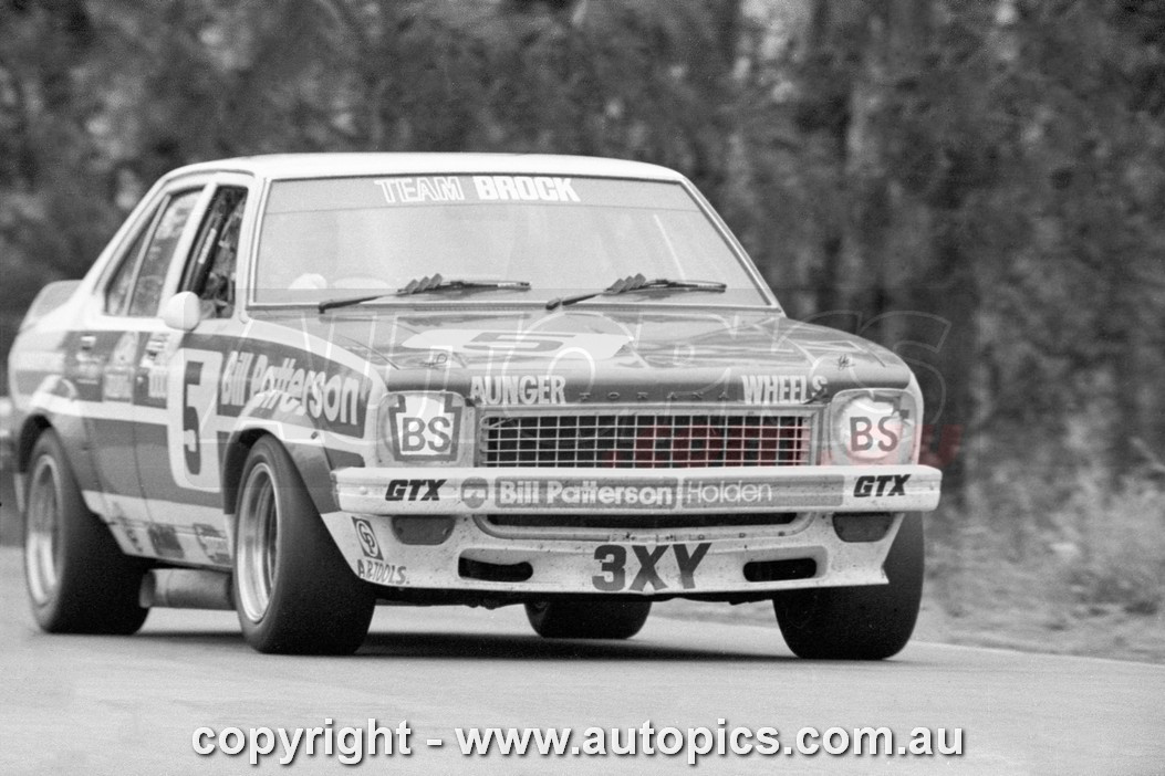 76BA10LR7028 - Peter Brock & Phil Brock, Hardie Ferodo 1000, Bathurst, 1976, 3rd Outright, Torana L34 - Photographer Lance J Ruting