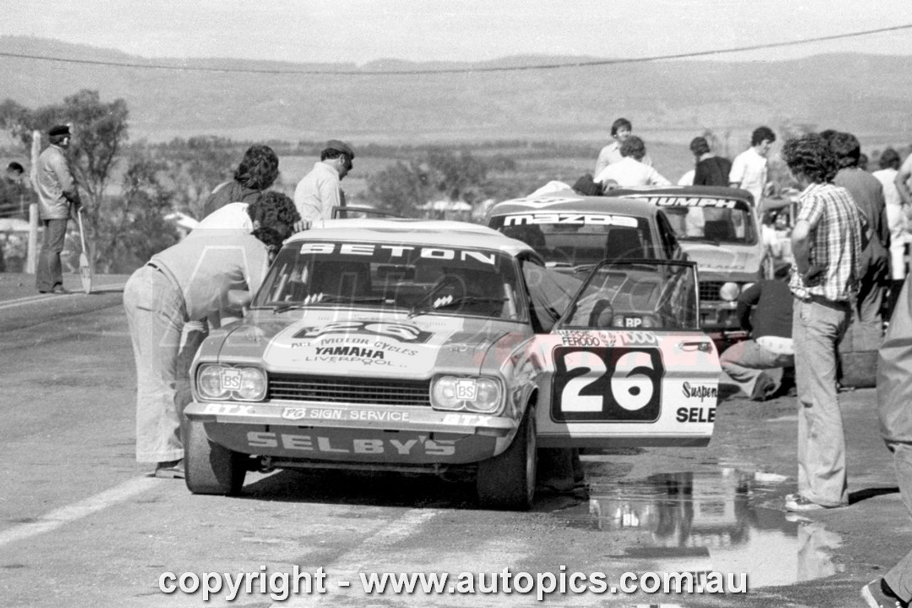 76BA10LR7105 - Barry Seton & Don Smith, Hardie Ferodo 1000,  Bathurst, 1976,  Ford Capri,  8th Outright & Class C  Winners -  Photographer - Lance J Ruting
