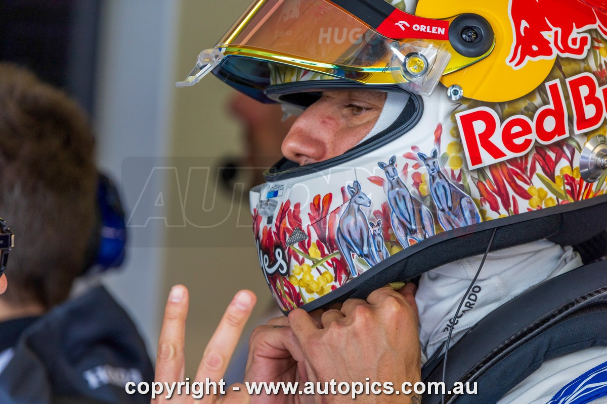 24AGP03JS3129 - Daniel Ricciardo, Formula 1 -  Rolex Australian Grand Prix,  Albert Park Grand Prix Circuit,  2024, Honda RABT, Car #3