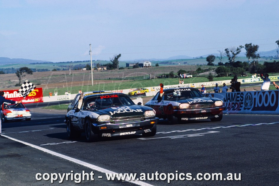 85BA10LR7002 - John Goss & Armin Hahne, James Hardie 1000, Bathurst, 1985, Jaguar XJ-S - Photographer Lance J Ruting
