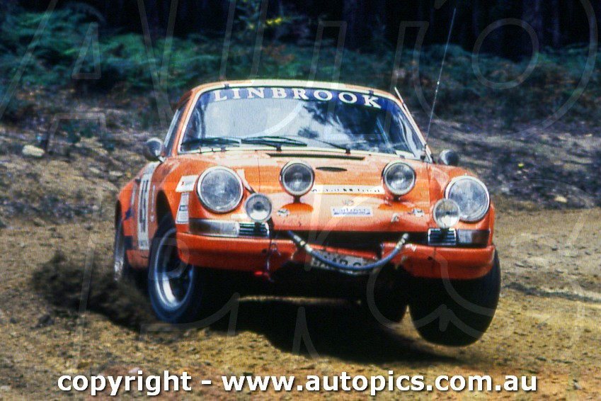 95RA06RB2515 - Mobil 1 Trial , Round Australia Trial, 1995, Michael Burleigh & Richard Timbs - Porsche 911