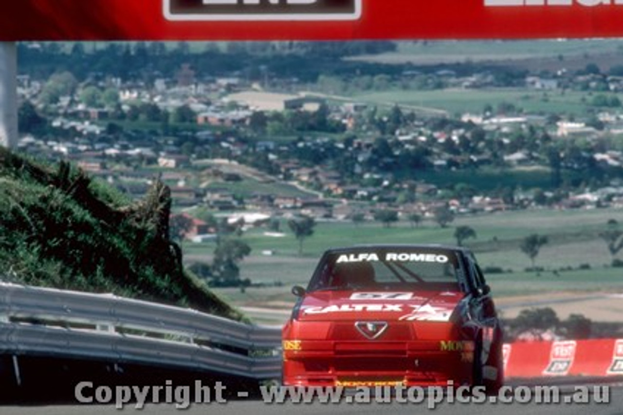 87764  -  C. Bond / L. Cesario  -  Bathurst 1987 - Alfa Romeo 75