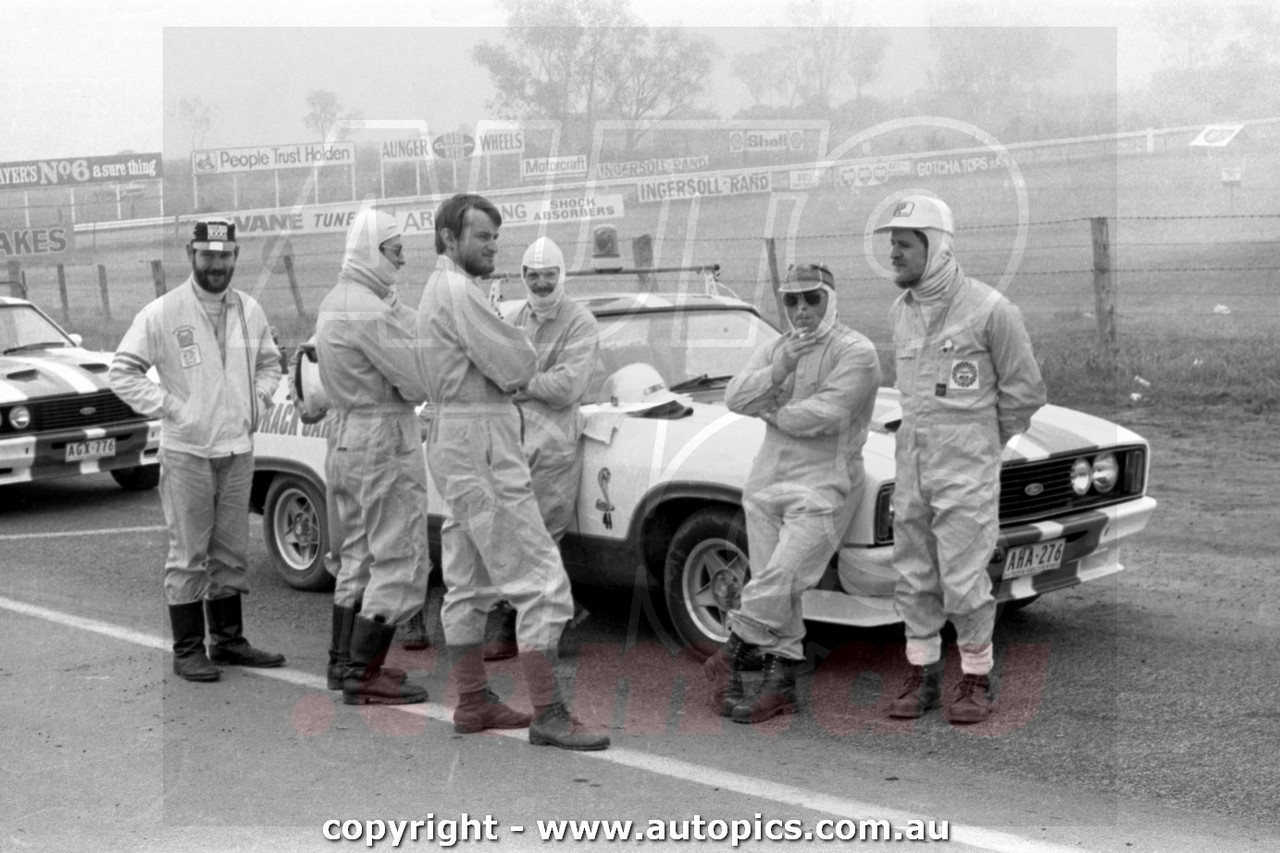 78BA10LR7043 - Cobra Utes, Hardie Ferodo 1000, Bathurst, 1978, Ford Falcon Cobra - Photographer Lance J Ruting