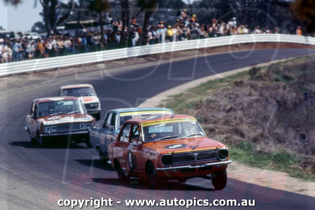 70BA10JN7058 - Max Stewart & Dick Young ,  Toyota Corolla - Hardie Ferodo 500, Mount Panorama, Bathurst, 1970 - Photographer Jeff Nield