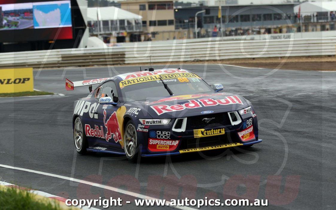 26SP05JS7001 - Broc Feeney, Ford Mustang GT, 1st Outright, Winner! - Tyrepower Tasmania Super 440, Symmons Plains International Raceway, Repco Supercars Championship, Tasmania, 2026 - Photographer James Smith