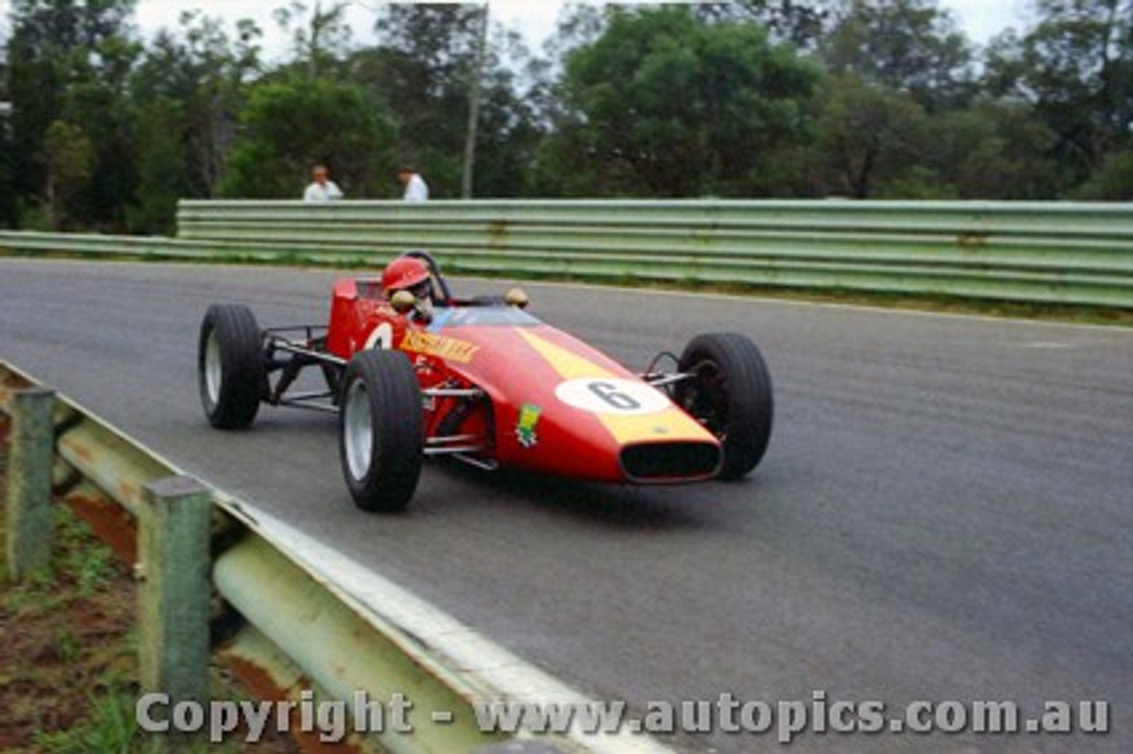 71518 - Michael Stillwell   Elfin 600  Formula Ford  - Warwick Farm 21st November 1971 - Photographer Jeff Nield