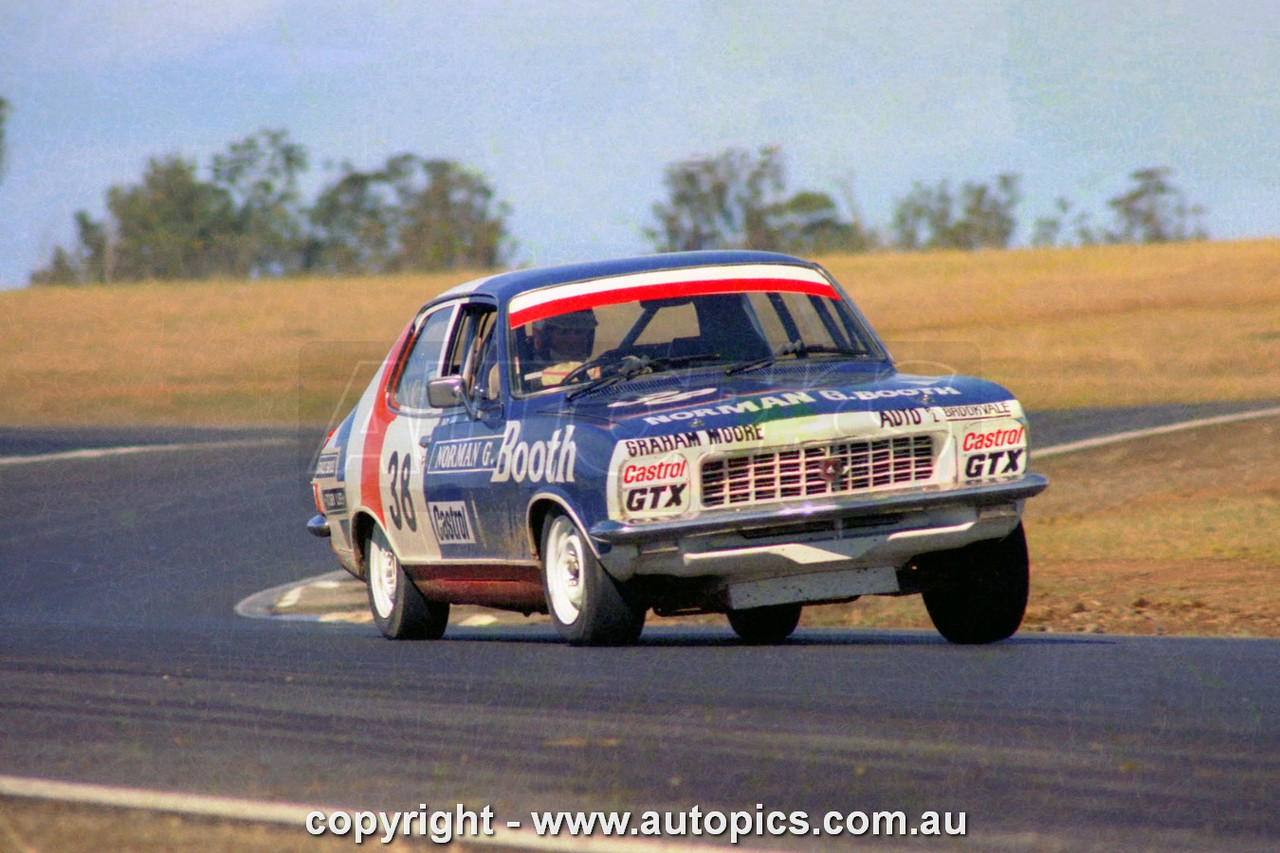 72167 - Graham Moore, Oran Park,  6th August, 1972, Holden Torana XU1 - Photographer Jeff Nield - 