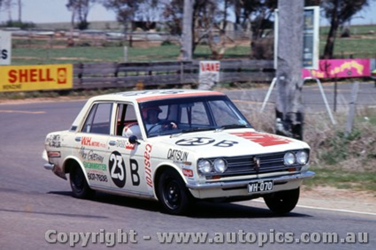 70773 - D. Smith / H. Taylor  Datsun 1600  -   Bathurst  1970 - Photographer Jeff Nield