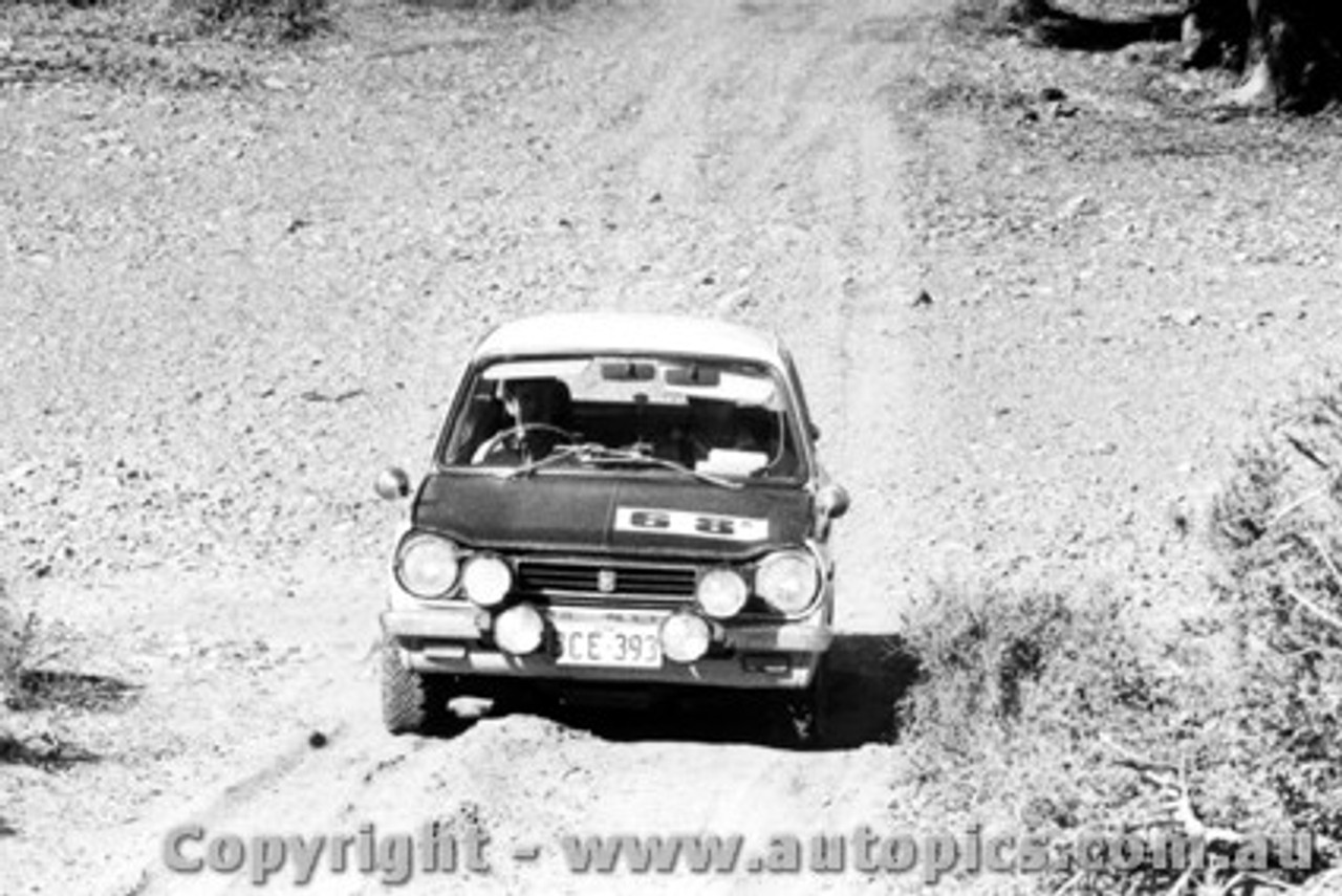 70967 - B. LLoyd and A .Browne -  Mitsubishi Colt - Ampol Trial 1970