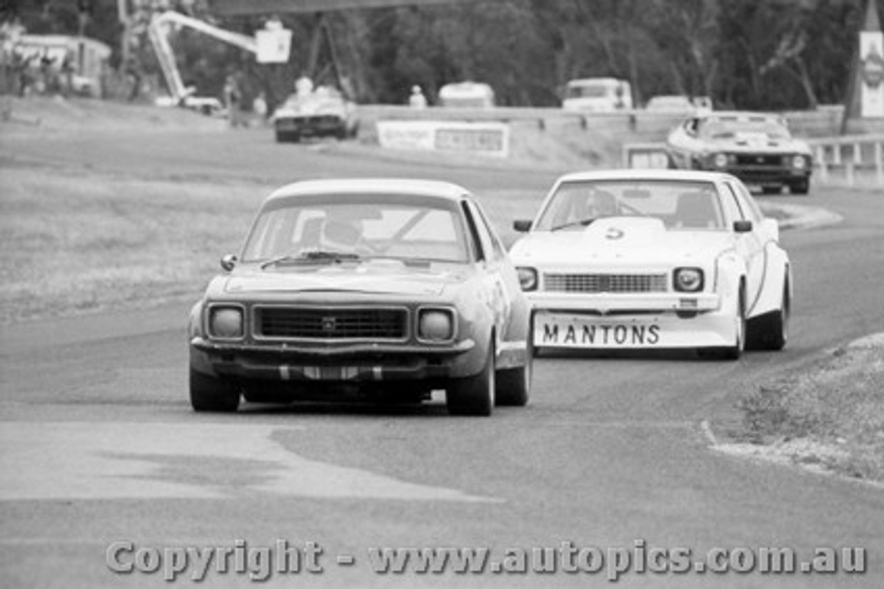 79029 -  Ron King Holden Torana  - Sandown  1979