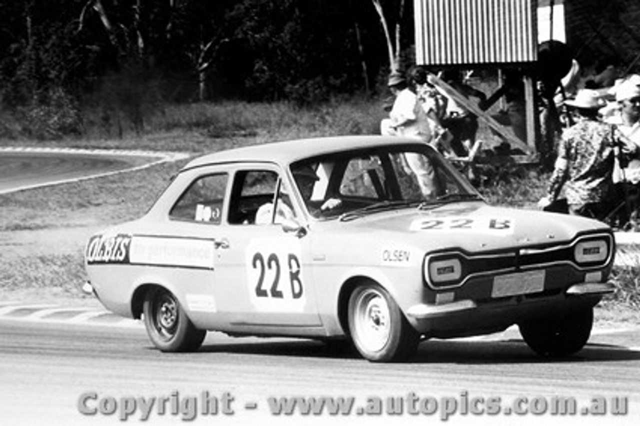 72215 - E. Olsen Ford Escort T/C  - Warwick Farm 13th February  1972