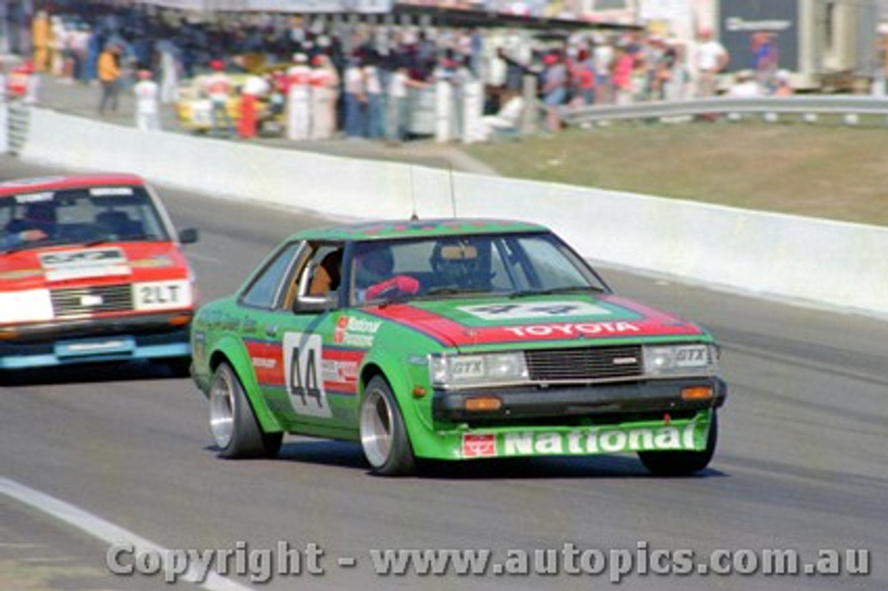 80830  - P. Williamson / P. Quinn Toyota Celica  Completed 129 Laps -  Bathurst 1980 - Photographer Darren House