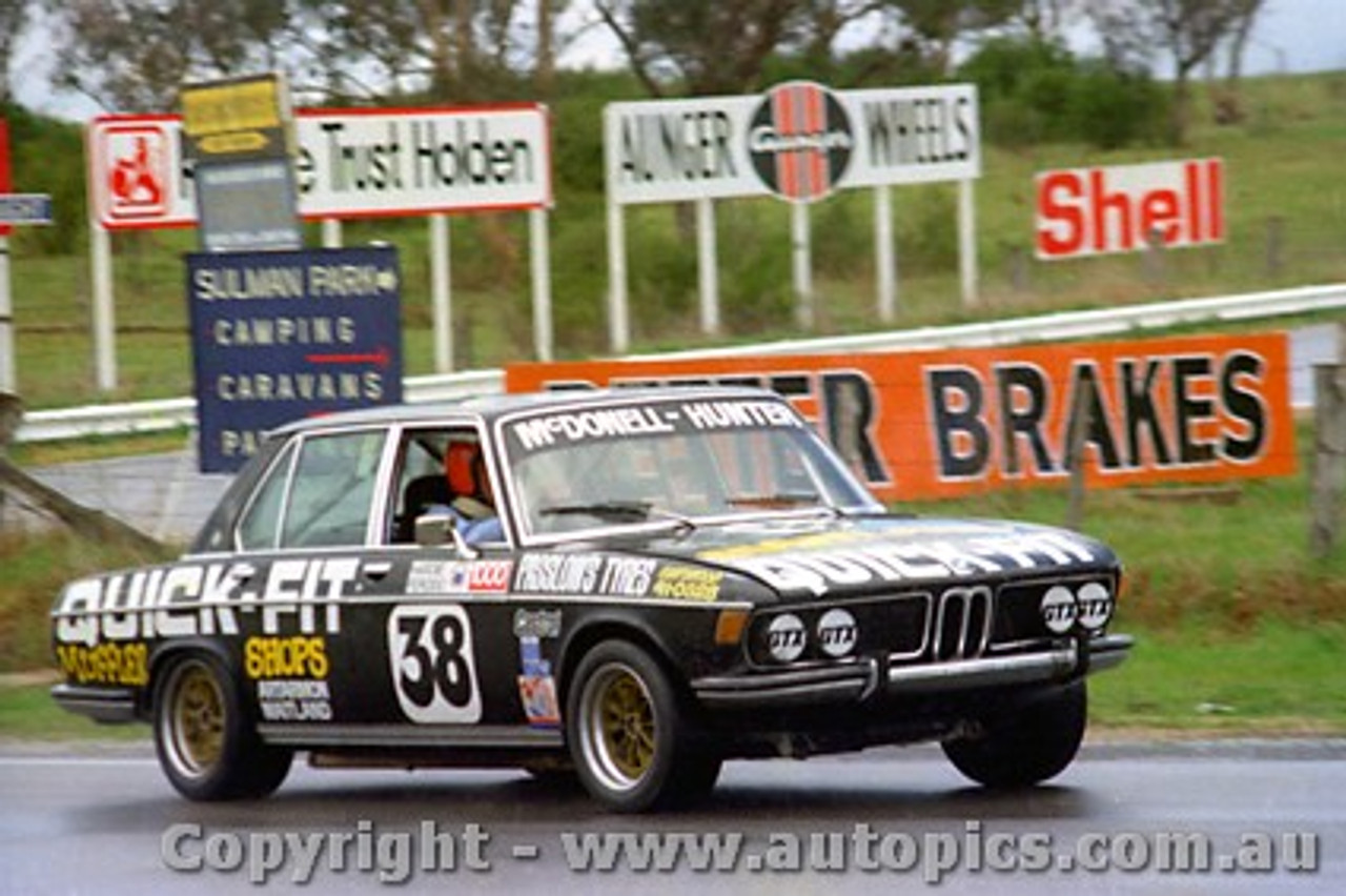 77795  -  P. McDonell / J. Hunter  BMW 3m0Si - 14th Outright -  Bathurst 1977 - Photographer Lance J Ruting