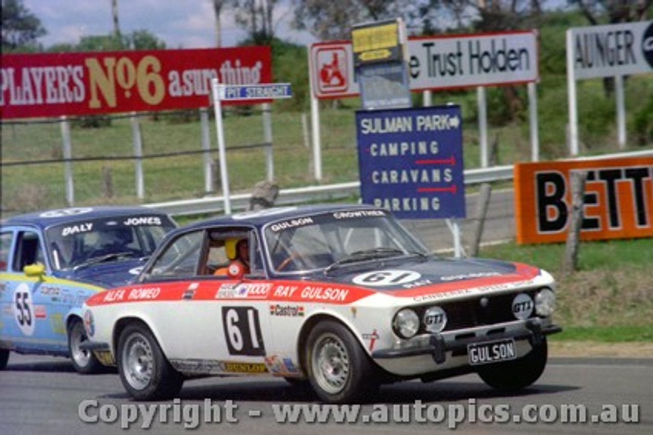 77808 - R. Gulson / D. Crowther Alfa 2000 GTV 12 Outright &  T. Daly / B. Jones Ford Escort RS2000 20th Outright - Bathurst 1977 -  Photographer  Lance J Ruting
