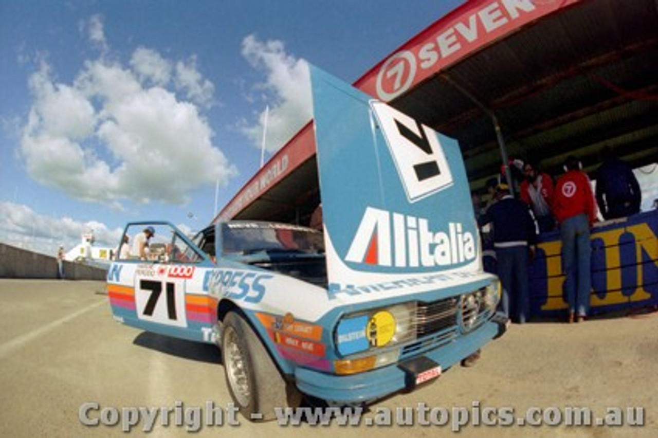 78854  -  P. Neve / G. Leggatt Alfetta GTV  Bathurst  1978 - Photographer Lance  Ruting