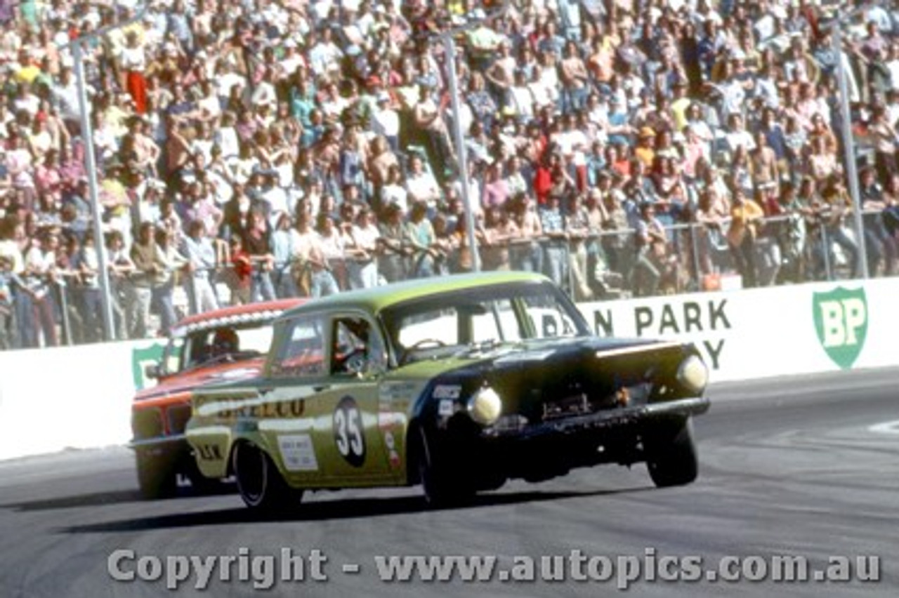 73117 -  C. Strode Holden EJ - Oran Park 1973