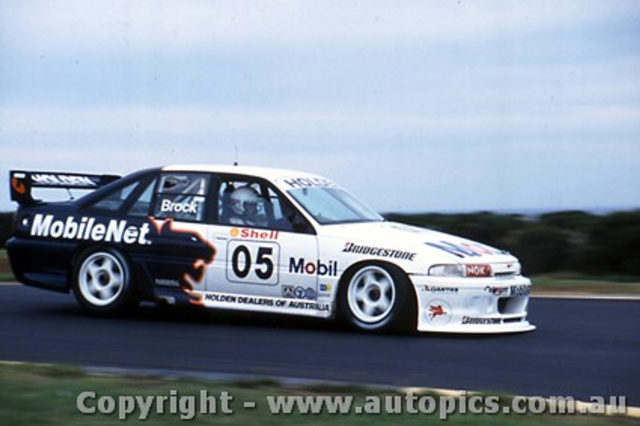 95020 - Peter  Brock - HRT Holden Commodore  - Phillip Island 1995