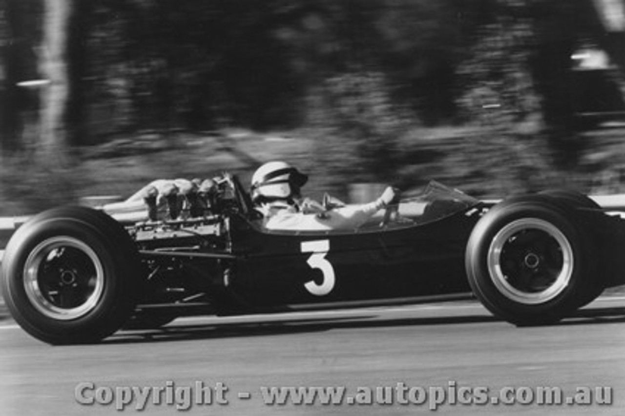 67574 -  John Harvey - R.C.Phillips Brabham BT14  Repco V8 - Warwick Farm 1967 - Photographer David Blanch