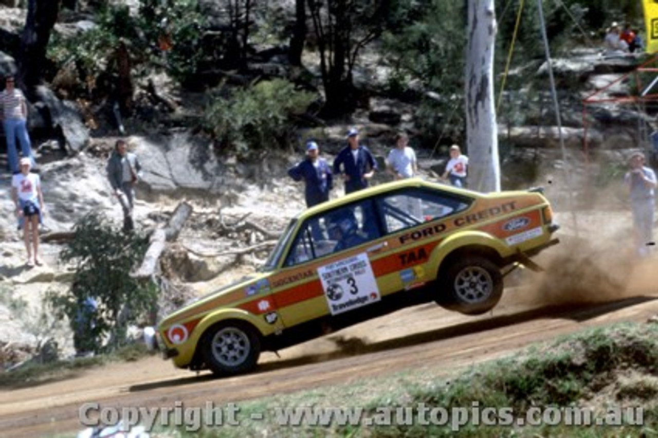 79959 - Greg Carr  /  Fred Gocentas - Ford Escort Mk II BDA - Southern Cross Rally Port Macquarie 1979- Photographer Lance Ruting