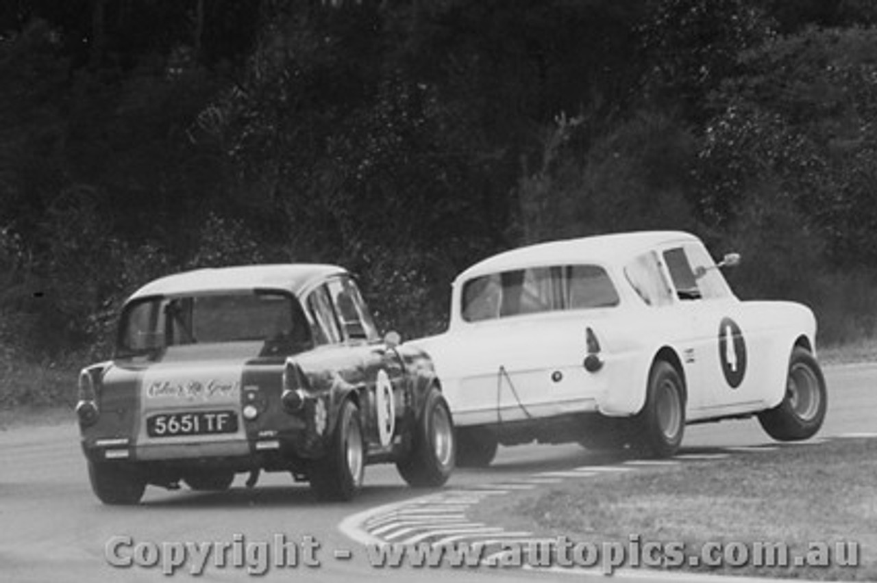 69103 - G. Vaughan / M. Gore  Ford Anglia  - Warwick Farm 13th July 1969 - Photographer Lance Ruting