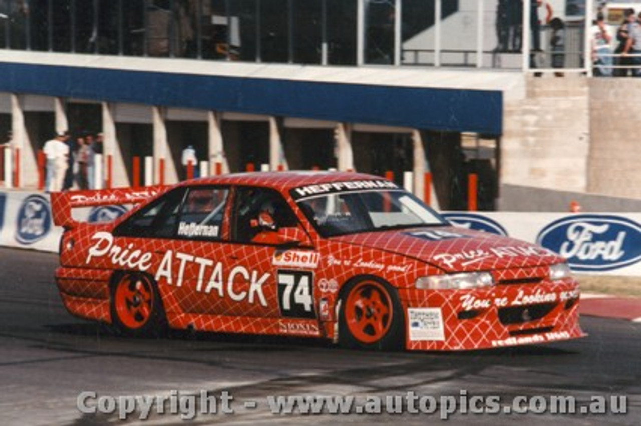 95733 - K. Heffernan / S. Voight  Holden Commodore VP - Bathurst 1995