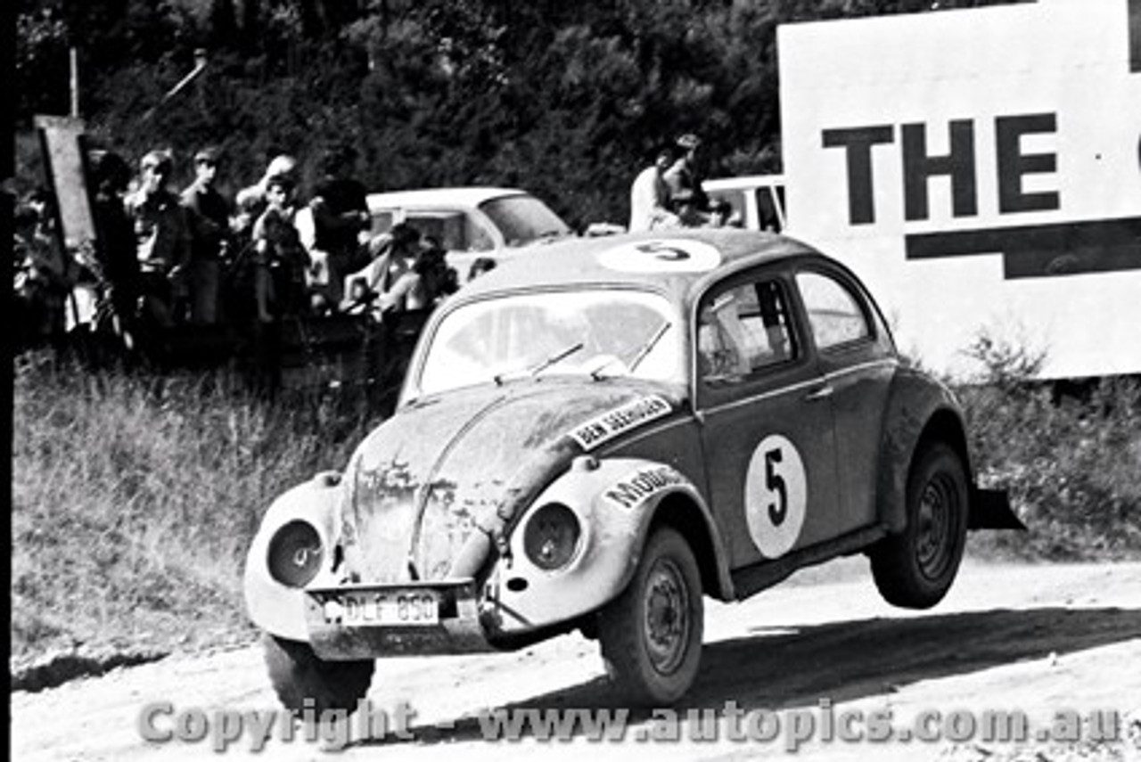 72971 -Ben Seehusen - Volkswagen - Catalina Rallycross 27th February 1972 - Catalina Park Katoomba - Photographer Lance J Ruting