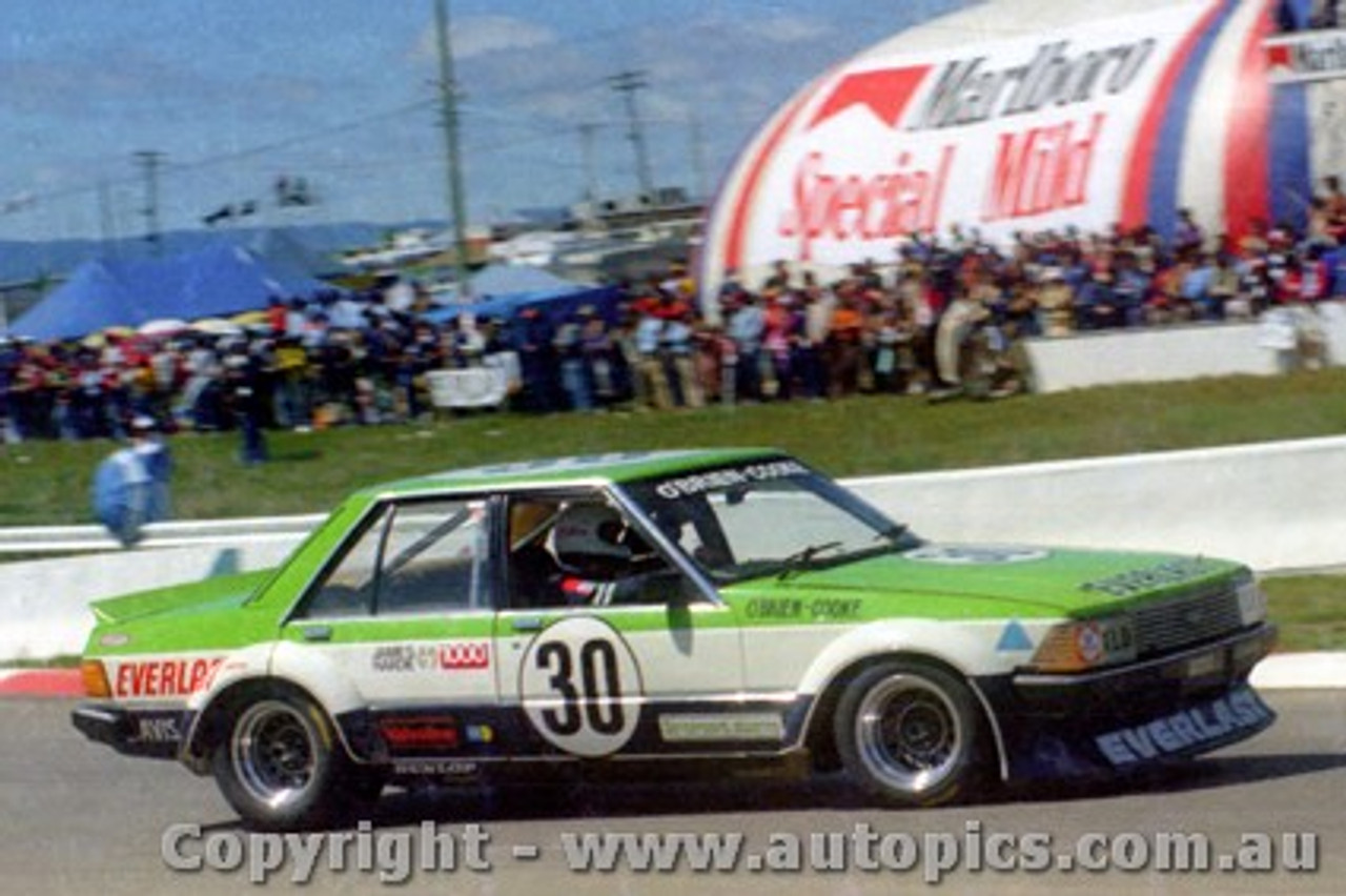 81779 -  B. O Brein / G. Cooke - Falcon XD  Bathurst  1981 - Photographer Lance J Ruting