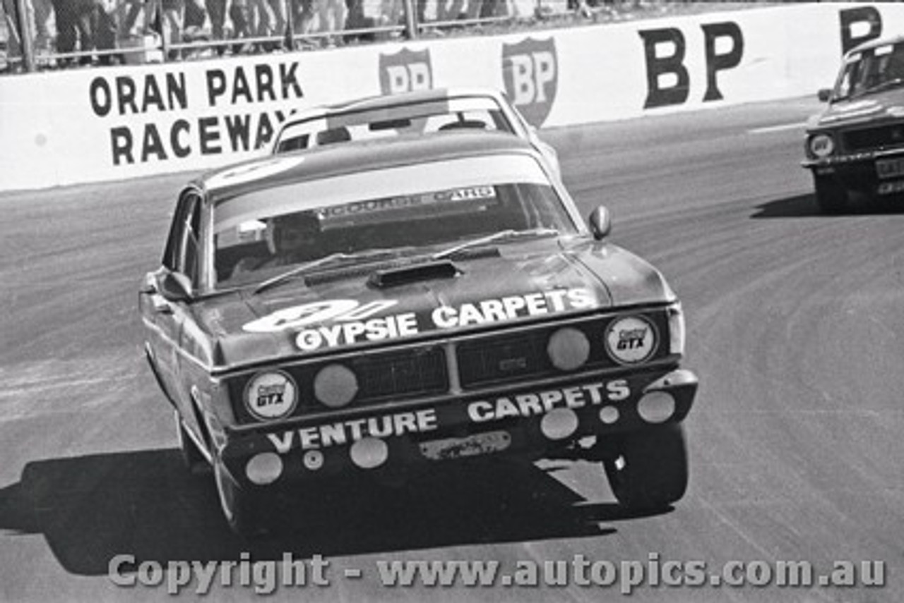 72249 - Trevor Meehan  Ford Falcon XY  - 17th August 1972 - Oran Park - Photographer Lance J Ruting