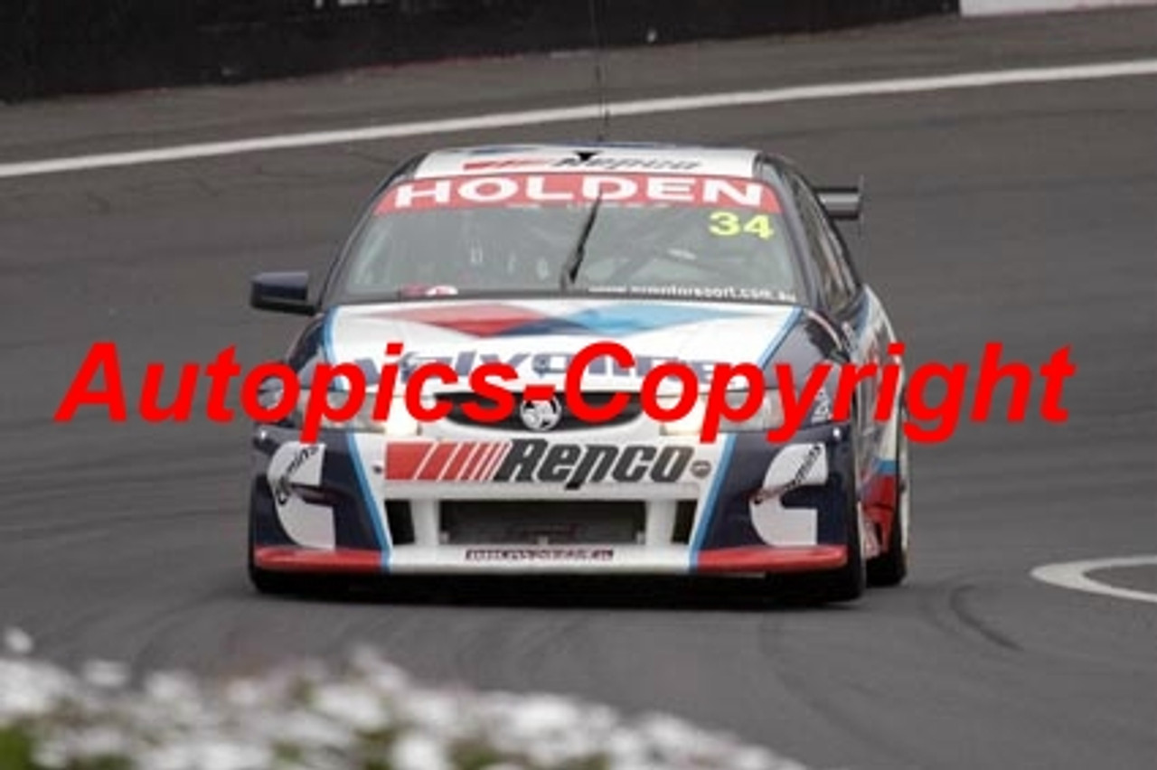 205709 - C. McConville / A. Jones  - Holden Commodore VZ - Bathurst 2005 - Photographer Jeremy Braithwaite