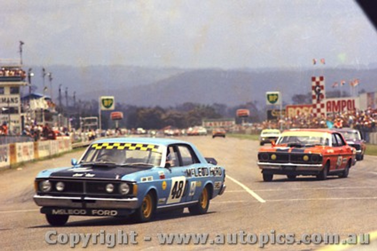 72252 - John Goss Ford Falcon XY  - Surfers Paradise 6th Febuary 1972 - Photographer Jeff Neild