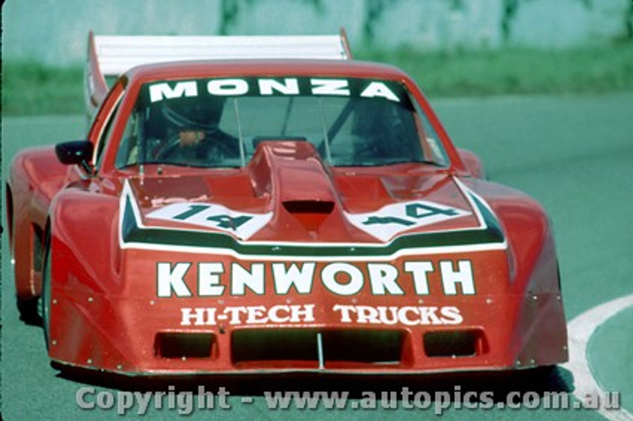 85033 - Bryan Thomson  Monza  1985 - Photographer Ray Simpson