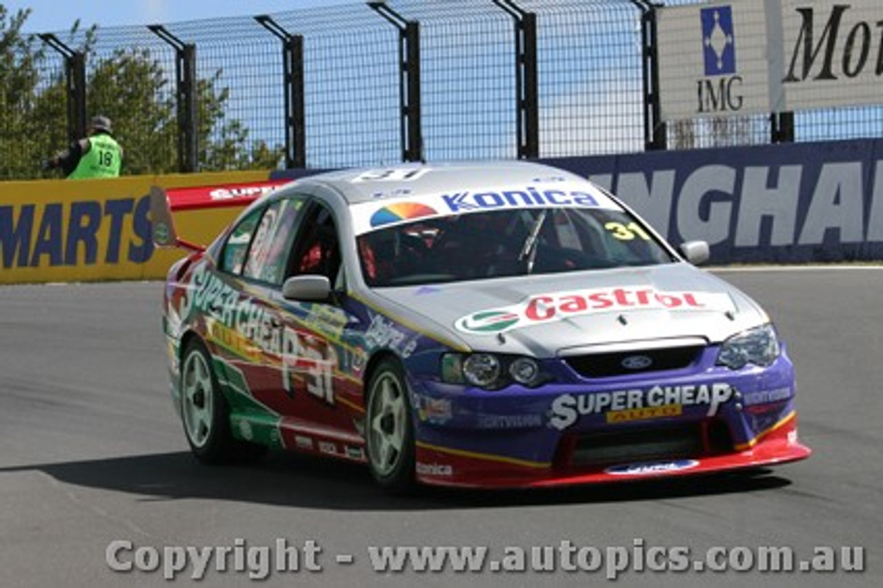 203711 - S. Ellery / L. Youlden - Ford Falcon BA - Bathurst  2003 - Photographer Jeremy Braithwaite