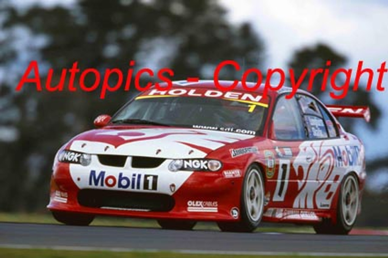 201719 - Mark Skaife / Tony Longhurst - Holden VX Commodore - 1st Outright Bathurst 2001 - Photographer Craig Clifford