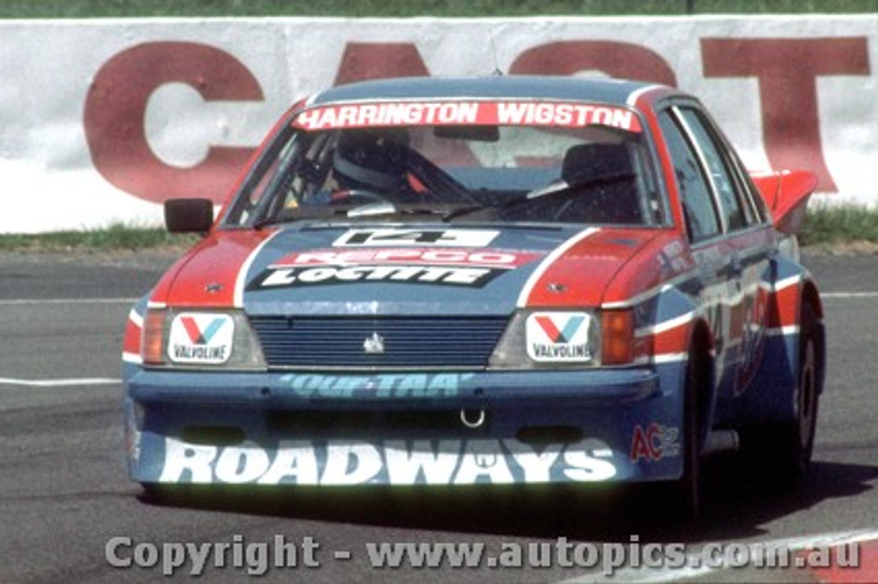 83790 - Steve Harrington / Garth Wigston  Commodore VH  -  Bathurst 1983 - Photographer Ray Simpson