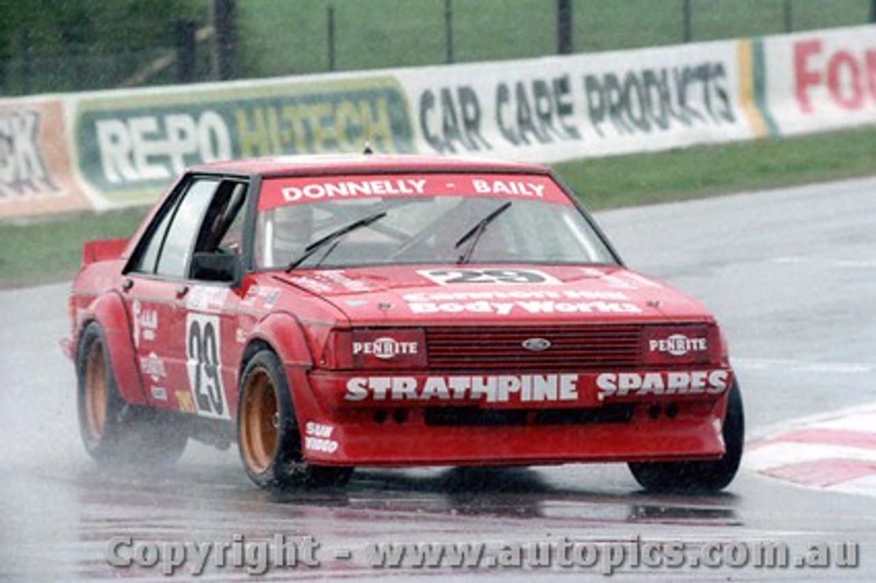 83815 - John Donnolly / Ian McGee  - Ford Falcon XD -  Bathurst 1983 - Photographer Lance J Ruting